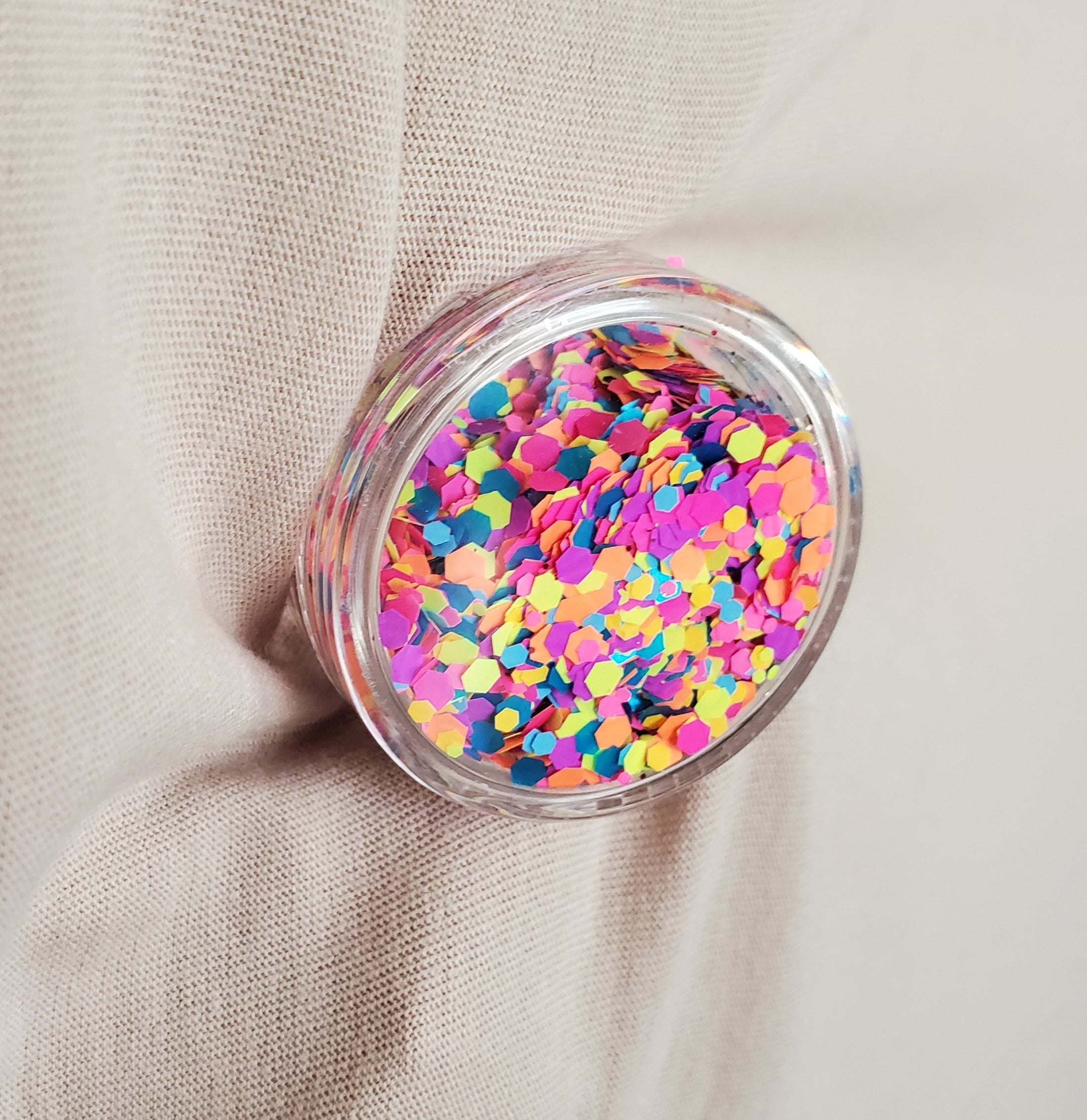 Blind Date Opaque Topper